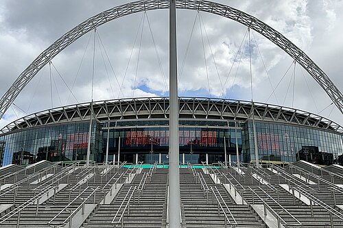 Wembley Stadium symmetry by Matt Brown (CC BY 2.0, https://www.flickr.com/photos/londonmatt/53663689521)